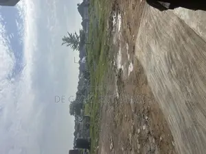 Distress Sale Land 812sqm Kaura