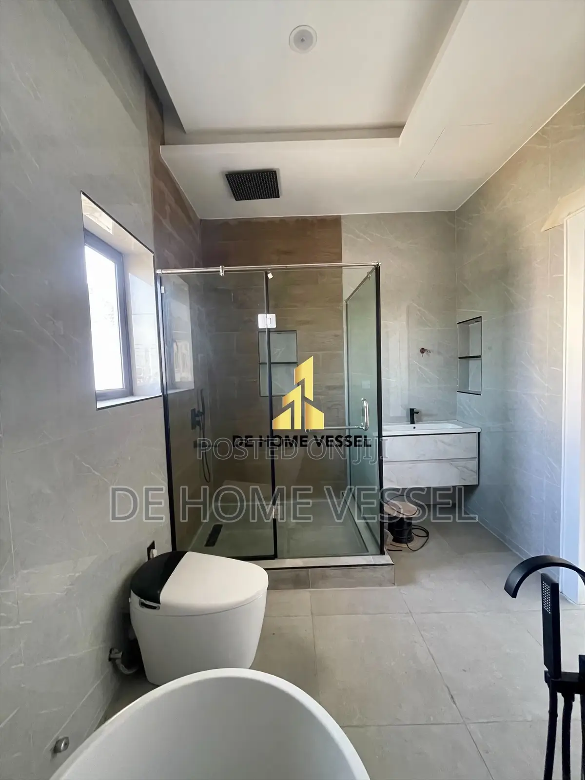 5bdrm Duplex in Ikate for sale