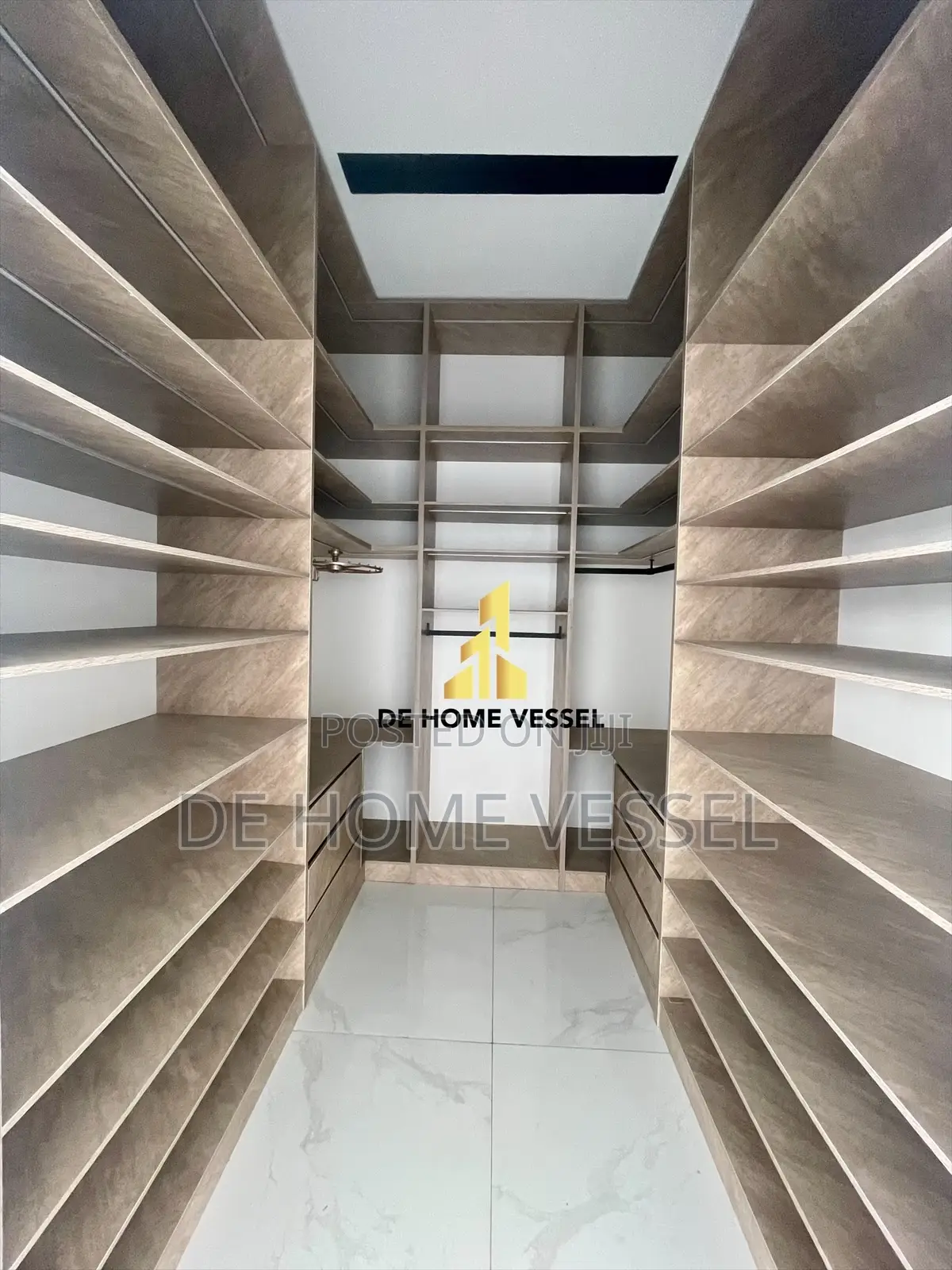 5bdrm Duplex in Ikate for sale