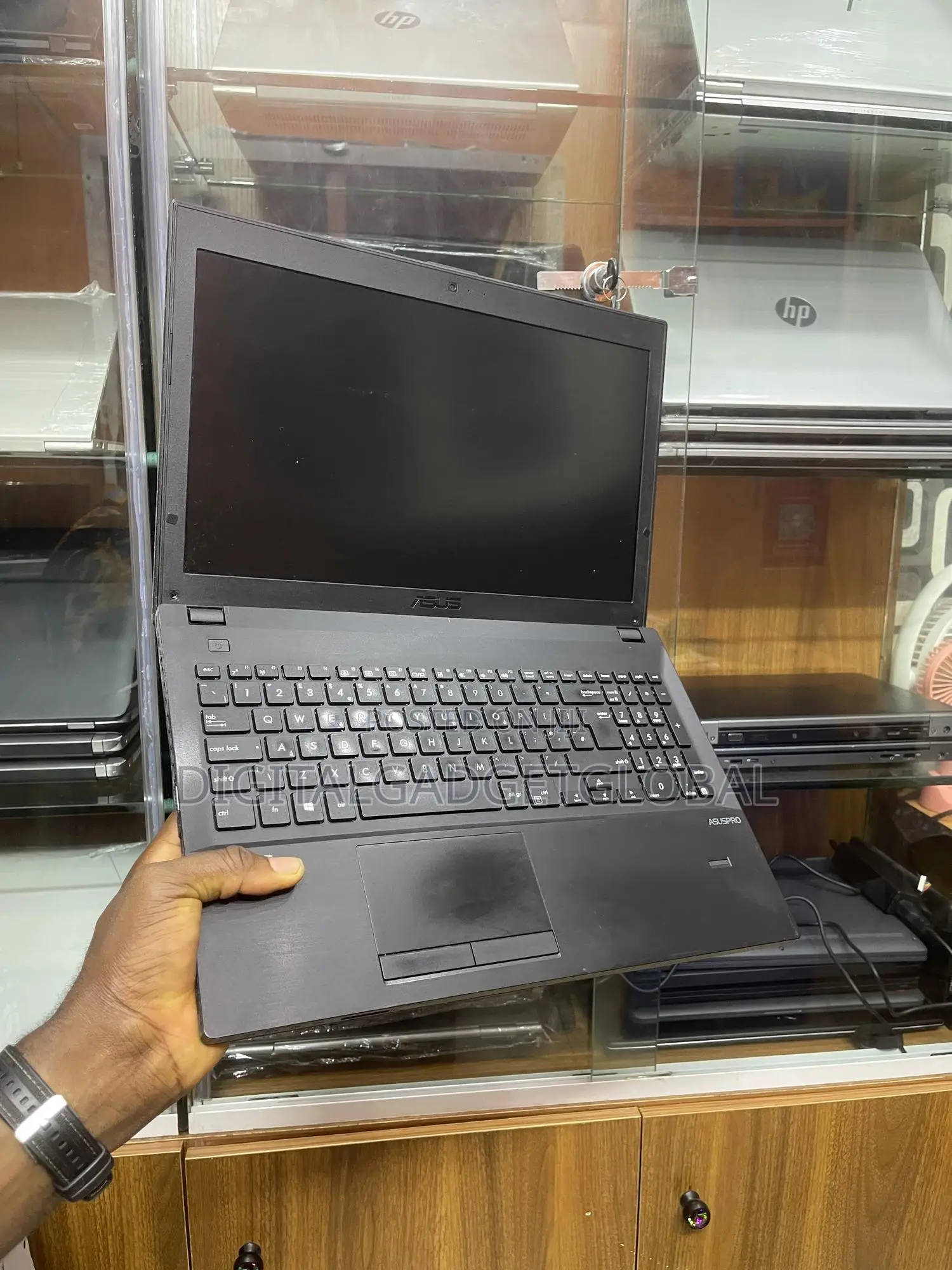 Laptop Asus PU451LD 8GB Intel Core I5 HDD+SSD 128GB