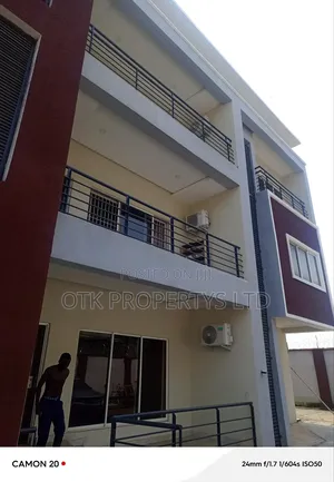 3bdrm Block of Flats in Jahi By Gilmore, for rent