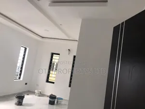 3bdrm Block of Flats in Jahi By Gilmore, for rent