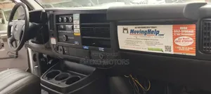 GMC Savana 2016 White