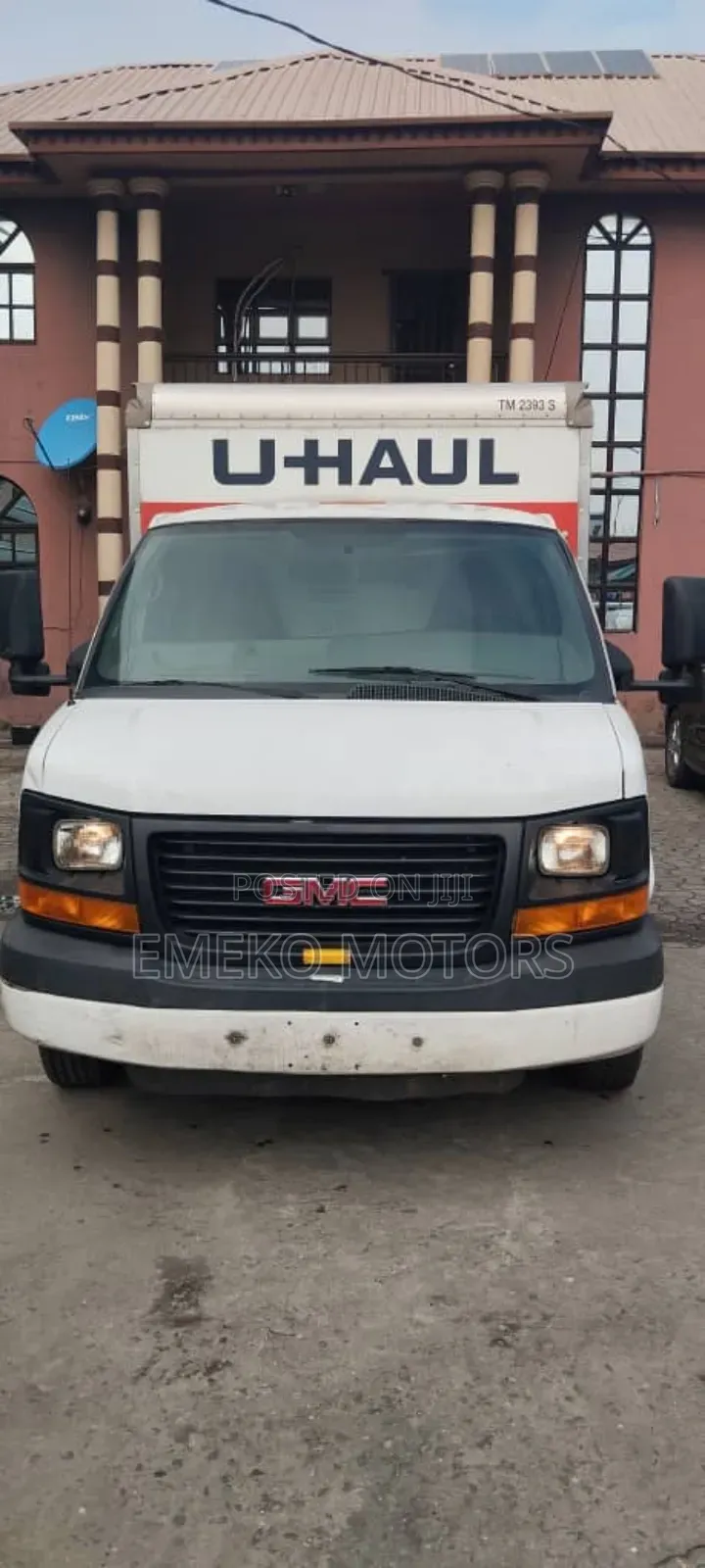 GMC Savana 2016 White