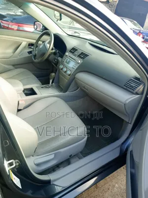 Toyota Camry 2009 Gray