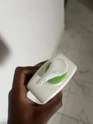 Cerave Hydrating Cleanser