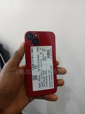 Apple iPhone 13 128 GB Red