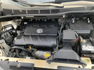 Toyota Sienna XLE 7 Passenger 2012 Gold