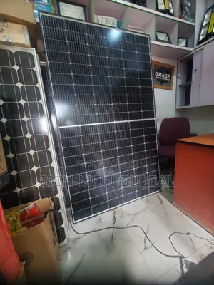 520w Mono Solar Black Panel Available