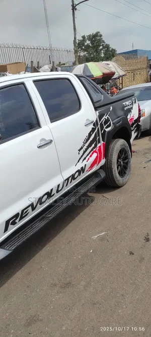 Body Sticker Revolution Design for Hilux