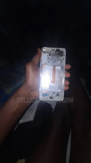 Fast Repairs Phones, Laptop