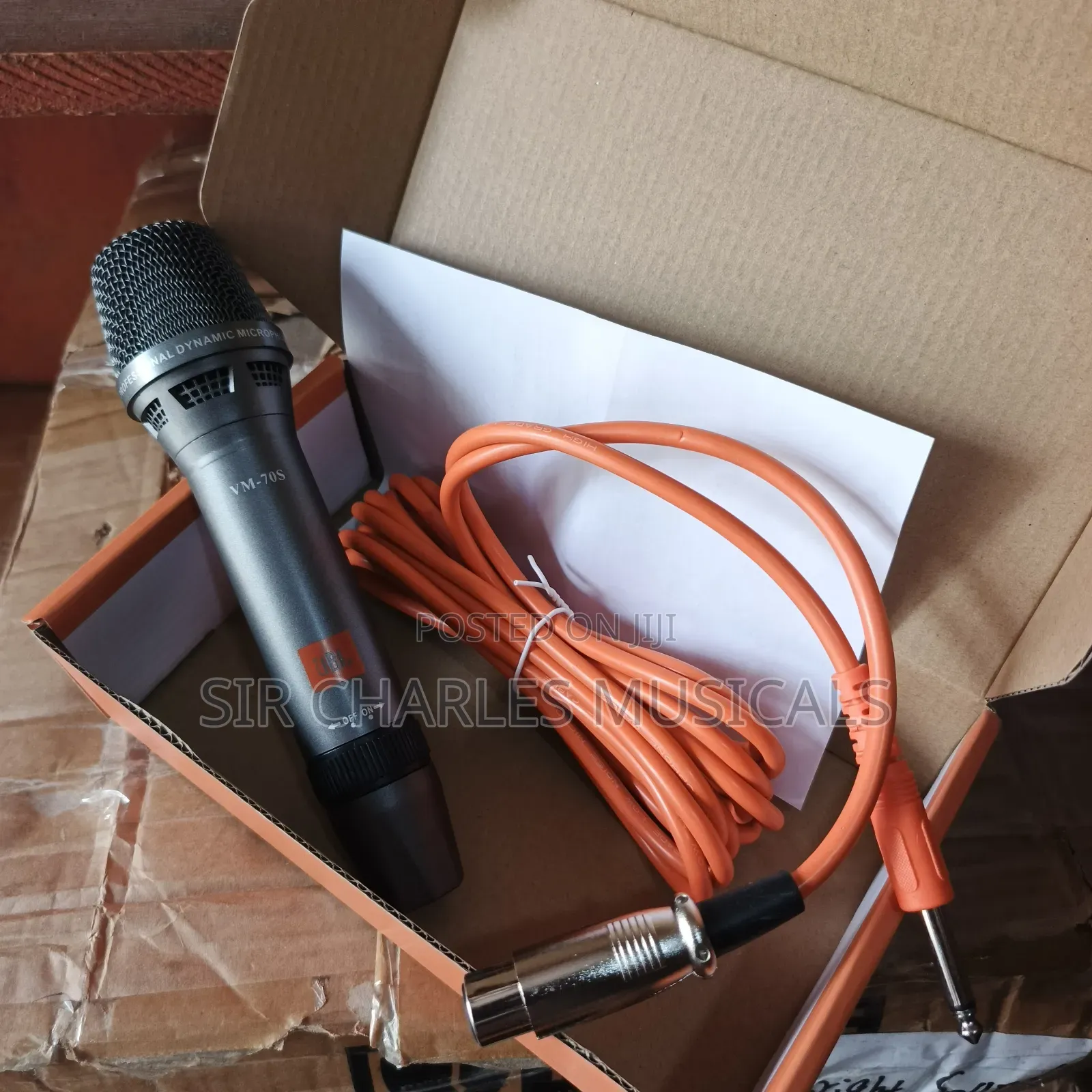 JBL Vm-70s Wired Professional Microphone