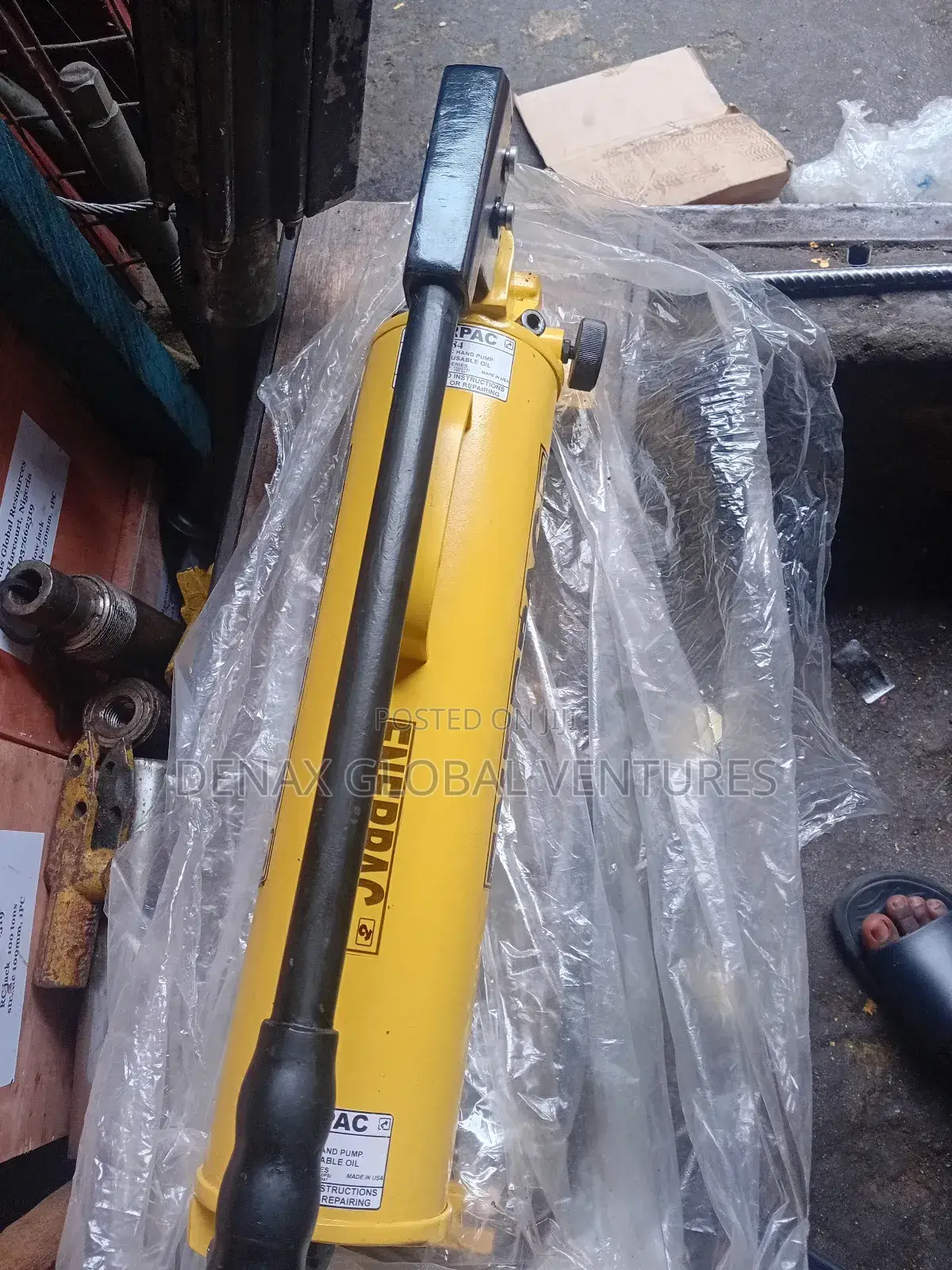 Enerpac P84 Hydraulic Hand Pump