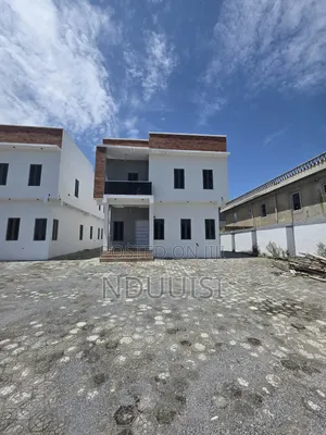 4bdrm Duplex in Guzape District for sale