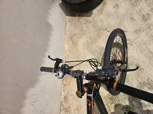 Fox Hound 800d MTB Bicycle
