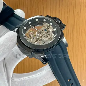 Automatic Engine Invicta Rubber Wristwatch