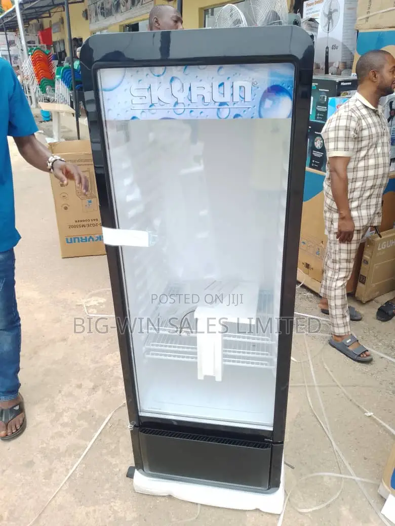 Skyrun Showcase Chiller 280l