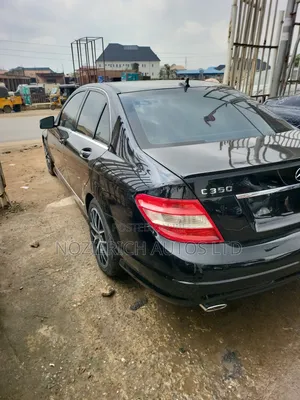 Mercedes-Benz C300 Luxury 4Matic Sedan AWD (3.0L 6cyl 7A) 2011 Black
