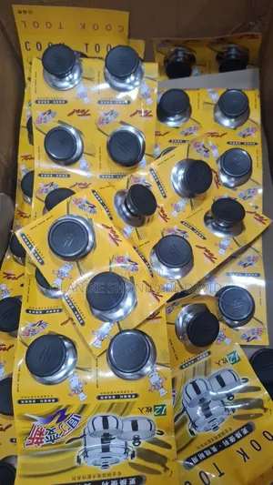 12. PCS Pot Knob S