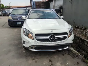 Mercedes-Benz GLA-Class 2016 White