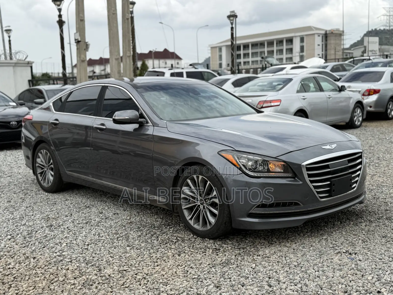 Hyundai Genesis 2015 Gray