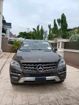 Mercedes-Benz M Class 2014 Brown