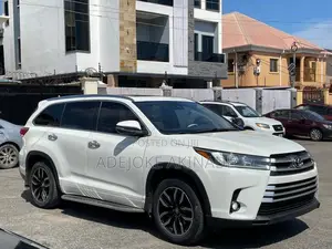 Highlander 2016 for Rent in Ibadan
