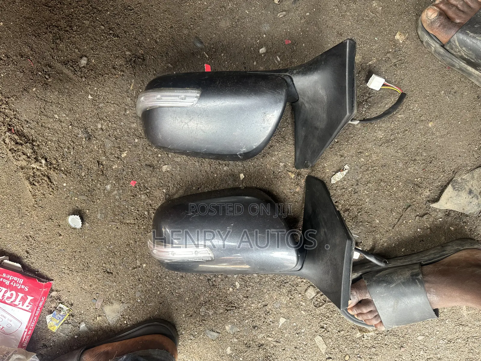 Set Side Mirror Avensis 2006 With Light