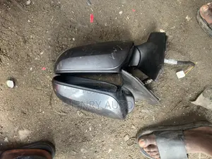 Set Side Mirror Avensis 2006 With Light