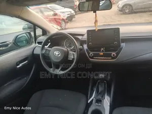 Toyota Corolla LE 2021 Black