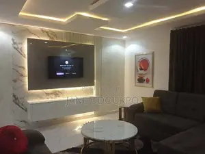 Spacious and Fully Serviced 2 Bedroom Apartment — Stylish Comfort