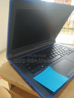 Laptop Dell Latitude 3350 4GB Intel Core I5 HDD 500GB
