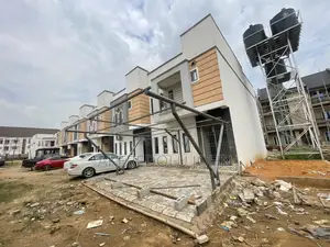 3bdrm Townhouse/Terrace in Idu Industrial for sale