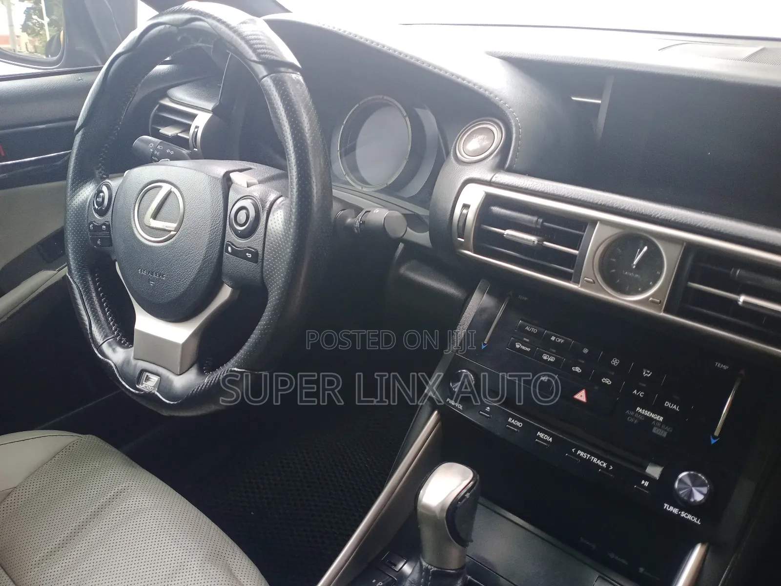 Lexus IS 2012 Gray