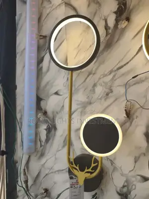 Luxurious Modern Wall Lamp for Living Room