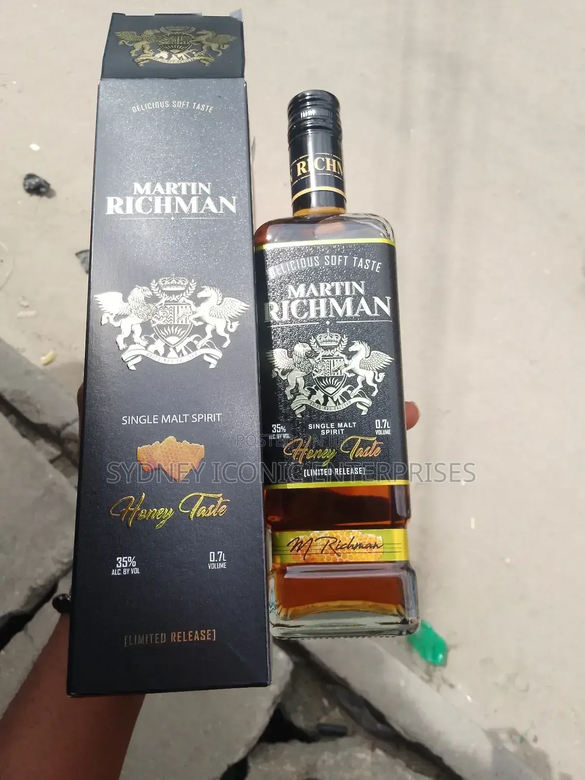 Martins Richman Flavored Whiskey