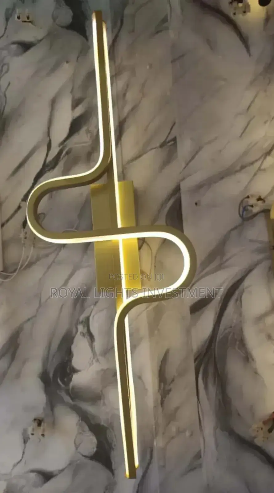 Limited Luxury Wall Light