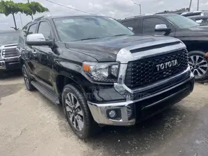 Toyota Sequoia Platinum 4x4 2018 Black