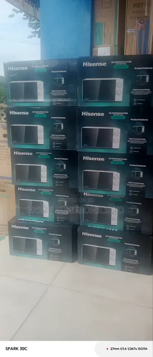 Hisense Microwave 20 Liters White Color