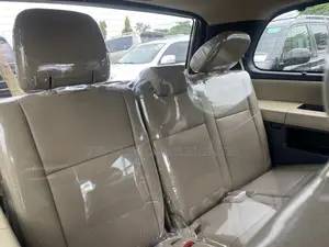 Toyota Sequoia Platinum 4x4 2018 Black