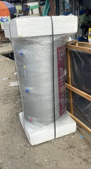 200l Ariston Solar Dc / Ac Water Heater