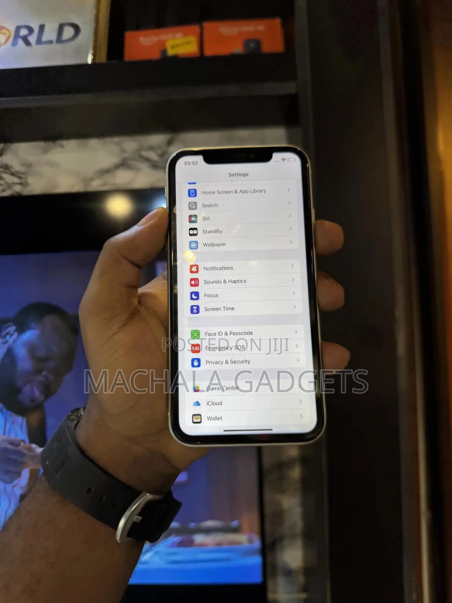 Apple iPhone 11 64 GB White