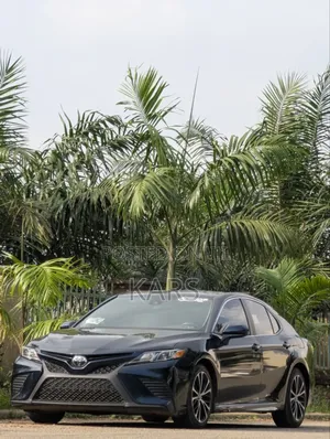 Toyota Camry 2019 Green