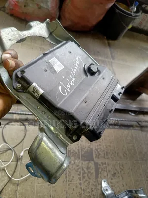 Toyota Camry 2010/2011 4plug Brainbox Ecu (Engine Control Unit).
