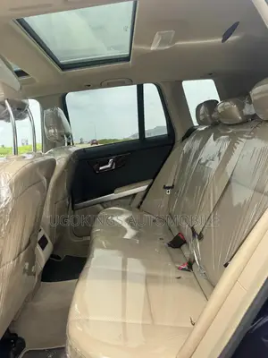 Mercedes-Benz GLK-Class 2010 Blue