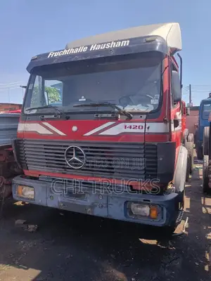 Mercedes Benz 1420 Chassis Truck
