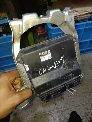 Toyota Camry 2010/2011 Brainbox Ecu (Engine Control Unit).