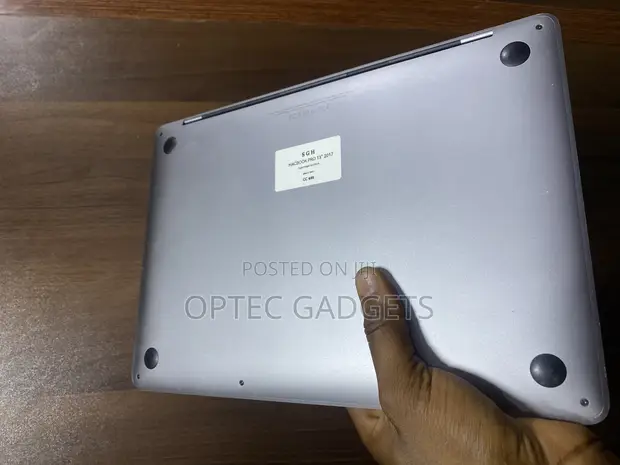 Laptop Apple MacBook Pro 2017 16GB Intel Core I5 SSD 256GB
