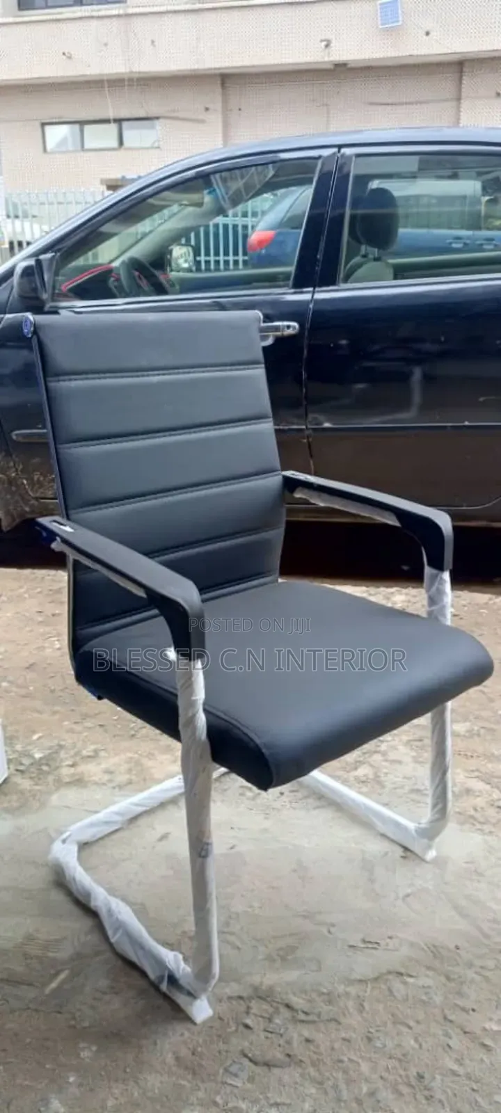 Nice Visitor Chair