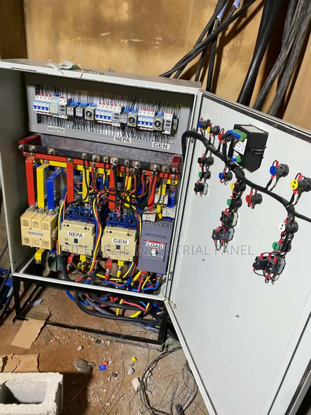 3 Source Automatic Change Switch 400amps
